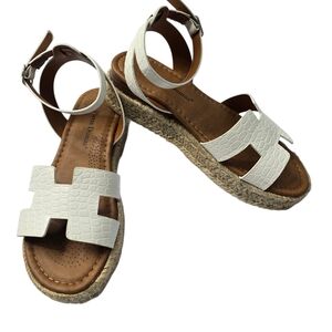 Pierre Dumas Magic-30 Platform Sandals